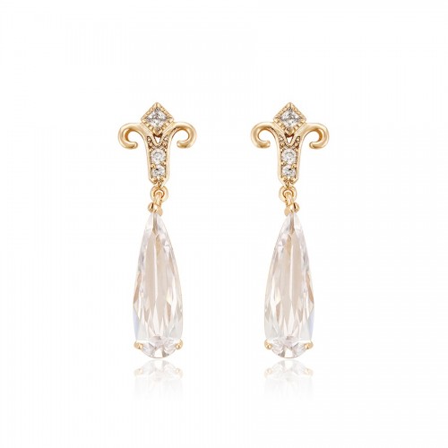 Eleganti gari auskari-nagliņas ar baltiem cirkoniem, 18 karātu zelta pārklājums